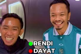 Duel Seru Rendi Irwan vs Muhammad Hidayat di Sesi Nobar Persebaya Surabaya:  Duel Mantan Kapten Green Force
