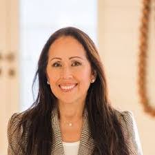 Carmen Barr's Instagram, Twitter & Facebook