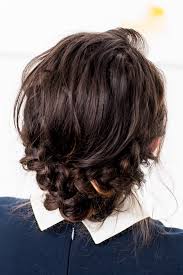 This crown braid hairstyle is very beautiful! Reverse Crown Braid In 15 Minutes