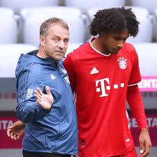 (0) * senior club appearances and goals counted for the domestic league only and correct as of 22 may 2021. Fc Bayern Zirkzee Wechselt Nach Italien Rummenigge Bestatigt Sogar Heikle Klausel Fc Bayern