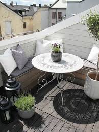 Balkon Eckbank Ein Tolles Mobelstuck Wohnung Mit Balkon Einrichten Wohnungsbalkon Kleiner Balkon Garten