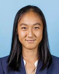 Renee Ren's Instagram, Twitter & Facebook