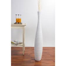 Modern Interior Design With Slim Tall White Floor Vase High Quality Ceramic Construction High Q Wood Laminate Flooring Tall White Vase Modern Interior Design