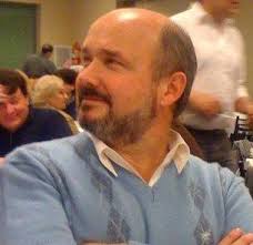 La Mirada de Quilmes Oeste: Internas en la UCR de Quilmes: Entrevista al  concejal Fernando Pérez y a la actual presidenta del Comité distrital,  María Elisa Ezquerra, integrantes del espacio “Punto de