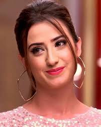 aalisha panwar on instagram her smile aalishapanwar157 tararaichand aarohikashyap ishqmeinmarjaw cute romantic pictures beautiful smile beauty face