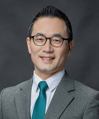 The UND COMMUNICATOR