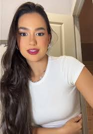 Amanda Benavidez's Instagram, Twitter & Facebook