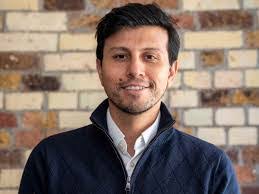 Lorenzo Vargas's Instagram, Twitter & Facebook