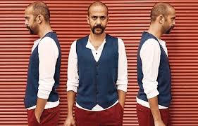 Önce ezeldeki 'tefo' rolüyle ardından da suskunlar dizisindeki 'sarı bilal' rolüyle büyük beğeni toplayan sarp akkaya, dizi sırlarını açıkladı. Sarp Akkaya Dan Yeni Dizi