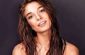 Let's dance 2021 startet ende februar mit staffel 14 bei rtl und lola weippert wird als kandidatin zu sehen sein. Model Aus Rottweil Lola Weippert Ab Freitag Bei Lets Dance Zu Sehen Rottweil Umgebung Schwarzwalder Bote