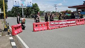 Adapun ketentuan yang masih berlaku hingga sekarang ppkm darurat berlaku pada 3 hingga 20 juli 2021. Z0amztrpmajhym