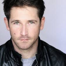 Chris Moir (@CHRISMOIR007)