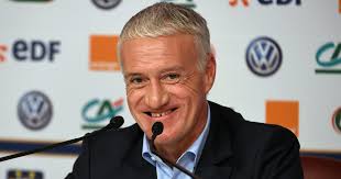 Flicitations didier deschamps pour ses nouvelles dents. Le Meilleurs Des Reseaux Sociaux Suite Aux Nouvelles Dents De Didier Deschamps 90min
