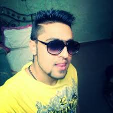 Stream Naina Thag Lenge