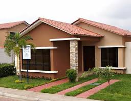 Epingle Sur House Facades