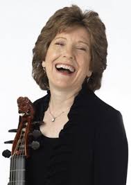 Lisa Terry's Instagram, Twitter & Facebook