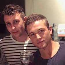 Taron Egerton Recently Taken Is This His Robin Hood Haircut Taron Egerton Kingsman Taron Egerton Taron Edgerton