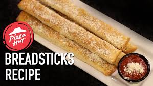 How To Make Pizza Hut Breadsticks Hellthyjunkfood Pizza Hut Breadsticks Pizza Hut Breadsticks