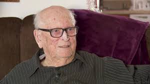 'Unbelievable': Community surprises elderly man by lighting 40-foot tree in  his yard