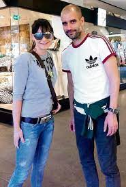 Bei seiner auserwählten soll es sich um maria guardiola handeln der ältesten tochter von pep guardiola dem coach von manchester city. Munchberg Mit Pep In Der Einkaufspassage Munchberg Frankenpost
