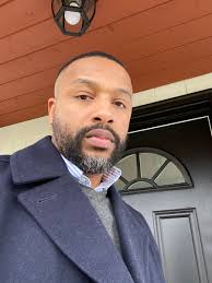 DERRICK LAMONT BENN, JR (@benn_derrick)