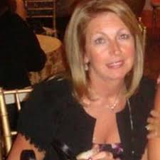 Anna Serrao (@annabs04)