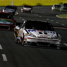 It holds 17 of the top 20 attended sporting events most races in those days were of modified cars, street vehicles which were lightened and reinforced. Can Nascar Create More Passing Side By Side Racing To Put On A Better Show In The Chase Sbnation Com