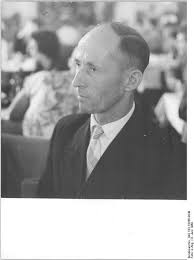 Datei:Bundesarchiv Bild 183-73766-0049, Karl-Marx-Stadt, II.  FDGB-Arbeiterfestspiele, Barth.jpg