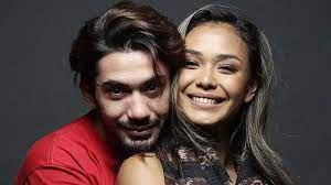 5 Bukti Kedekatan Reza Rahadian Dan Adinia Wirasti Awas Baper