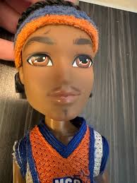Bratz Boyz Play Sportz Basketball Dylan MGA Bratz Boyz 2005 Play Sportz  Basketball Dylan Doll Head