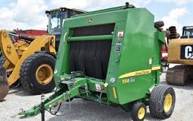 John Deere 558 Baler
