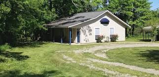 It is a six and a half mile county road (dirt/gravel) drive from mount ida, arkansas, Lake Ouachita Vacation Rentals Homes Arkansas United States Airbnb