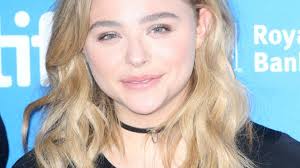 Chloe moretz picked a very short dress for the national board of review awards. Chloe Grace Moretz Debuts New Bob Hairstyle Have You Seen
