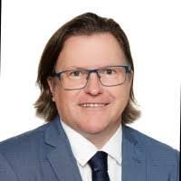 Dennis Mcintire's Instagram, Twitter & Facebook