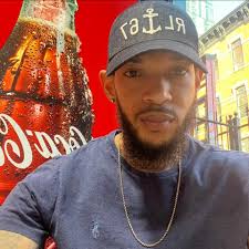 Desmond Bane has one of the strangest builds we've ever seen😭💀 Scrappy  Doo is crazy. 😂 Via Riley__senpai/D