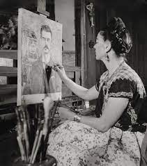 Also featured in this exhibition are the vibrant color and black & white photographs of frida kahlo by the master photographer and. Frida Kahlo Her Photos The Strength Of Architecture From 1998