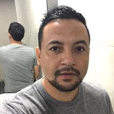 Última Hora: Nayib Bukele acaba de recibir a Supremo, La More, y Shin  Fujiyama. Miembros de la selección de TikTokers de Honduras que está noche  jugarán contra la selección de TikTokers Salvadoreños