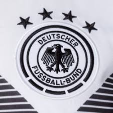 Der dfb ist der dachverband des deutschen fußballs. Wm Meistersterne Auf Dem Dfb Trikot 2020