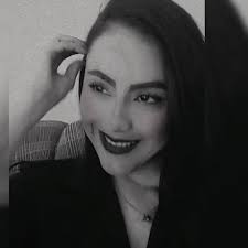 Ya este tipo cansa … porque le hacen tanta publicidad .?