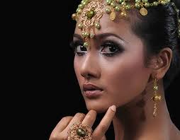 Aprillia Projects :: Photos, videos, logos, illustrations and branding ::  Behance