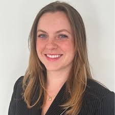 Alicia Helmer's Instagram, Twitter & Facebook