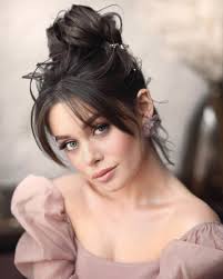 But before you start scrolling down, let's talk about little secrets of styling: Essential Guide To Wedding Hairstyles For Long Hair