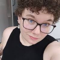 Melinda Waite's Instagram, Twitter & Facebook