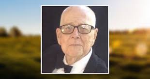 Dale Bartz's Instagram, Twitter & Facebook