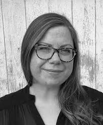 Lacey Kearns's Instagram, Twitter & Facebook