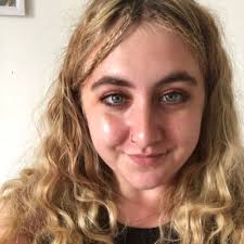 Cassie Waters's Instagram, Twitter & Facebook