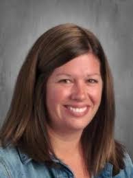 Dena Hartman's Instagram, Twitter & Facebook