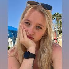 Can anybody give me some recommendations for wedding venues that can host a  ceremony for approximately 20 people as well as reception for around 70-100  guests? Unsure