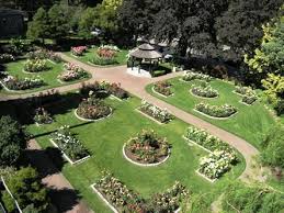 Queen S Park Rose Garden New Westminster Wedding Ceremony Venues Parks And Recreation
