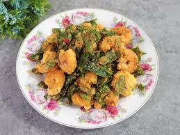Mix until you get a smooth dip, then microwave it for 45 seconds. Knorr Salted Egg Powder Recipe Salted Egg Prawns Spring Tomorrow